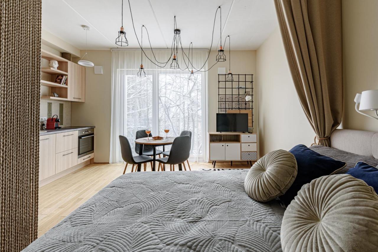 City Center, Studio, 514 1