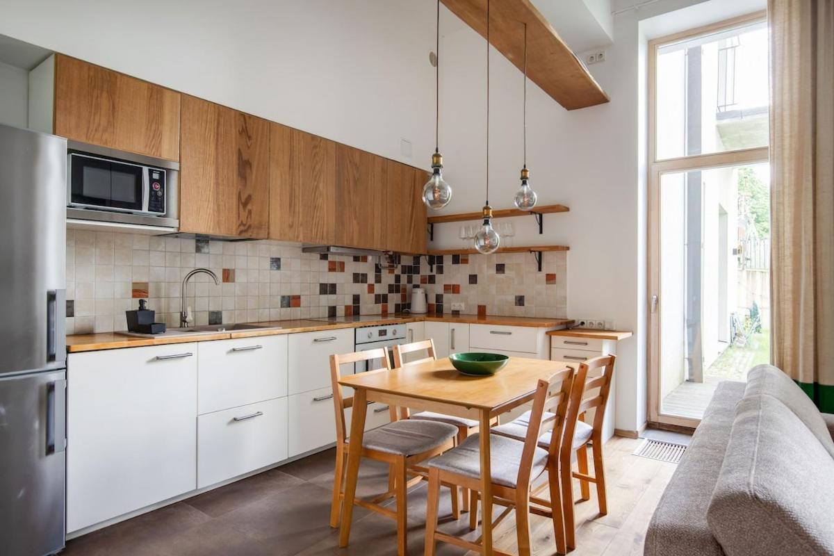 Cosy Loft with Terrace in Paupys by Urban Rent 2