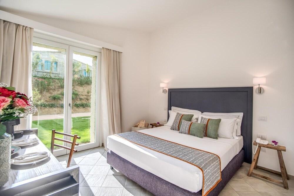 Cala Sinzias Resort 1