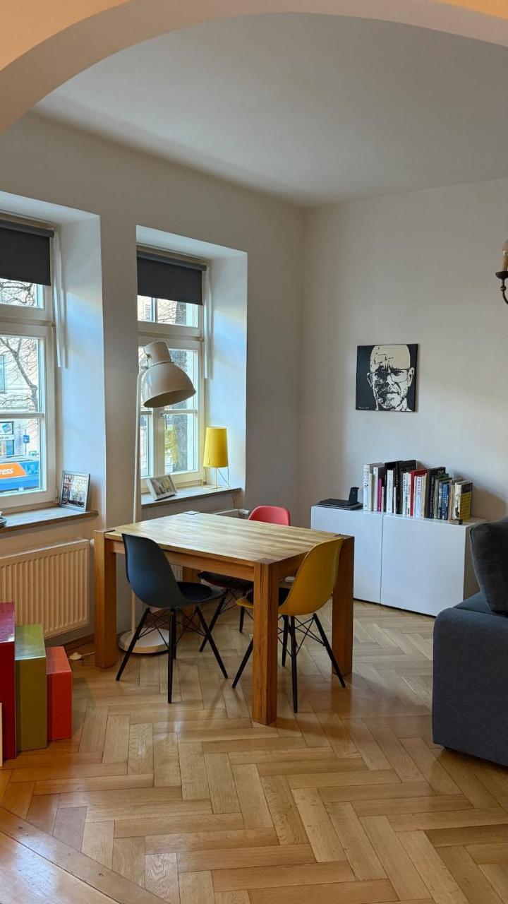 Best Connected Near Ostbahnhof with Balcony