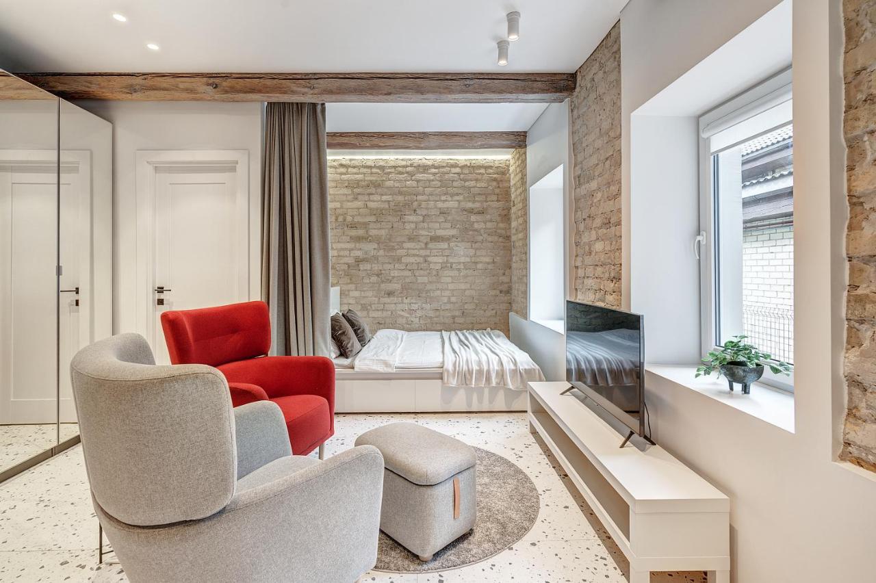 Vilnius City, 17 Free Street Parking