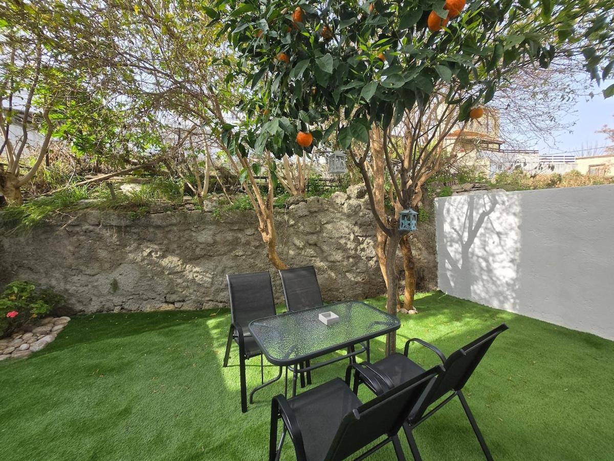 Konnet Apartment #2 1