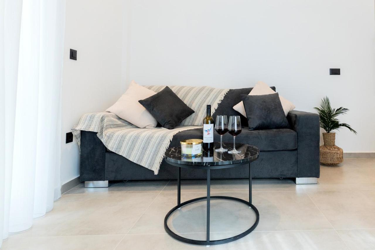 Alter Ego Cozy Corner 2