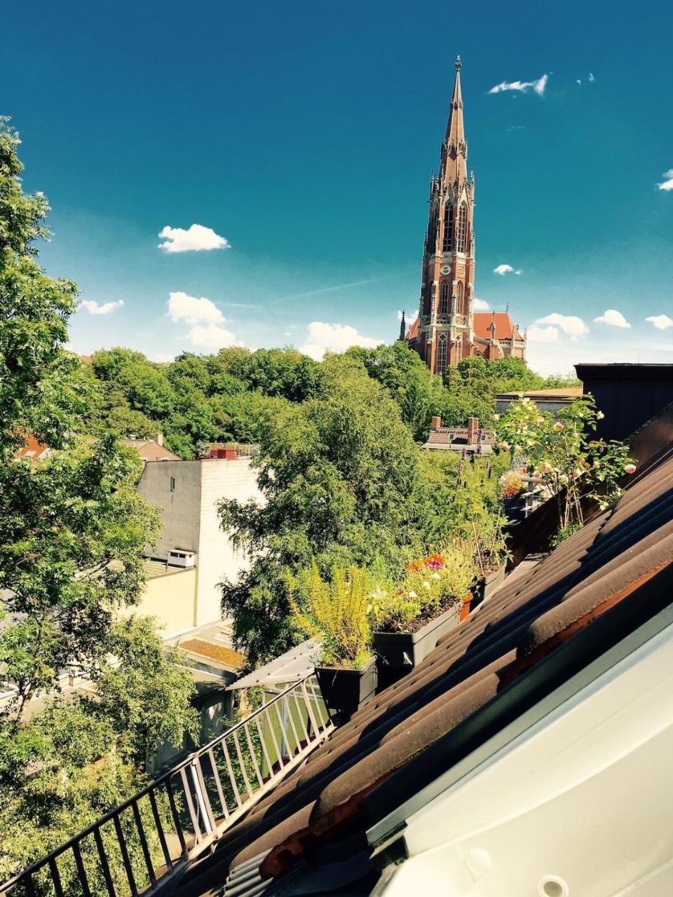 Cosy Munich Rooftop Apartment (Adults Only) 2