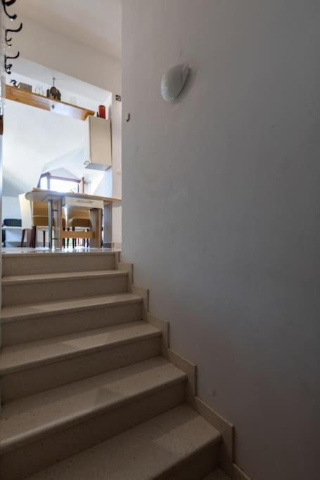 Bright And Light Apartments 1