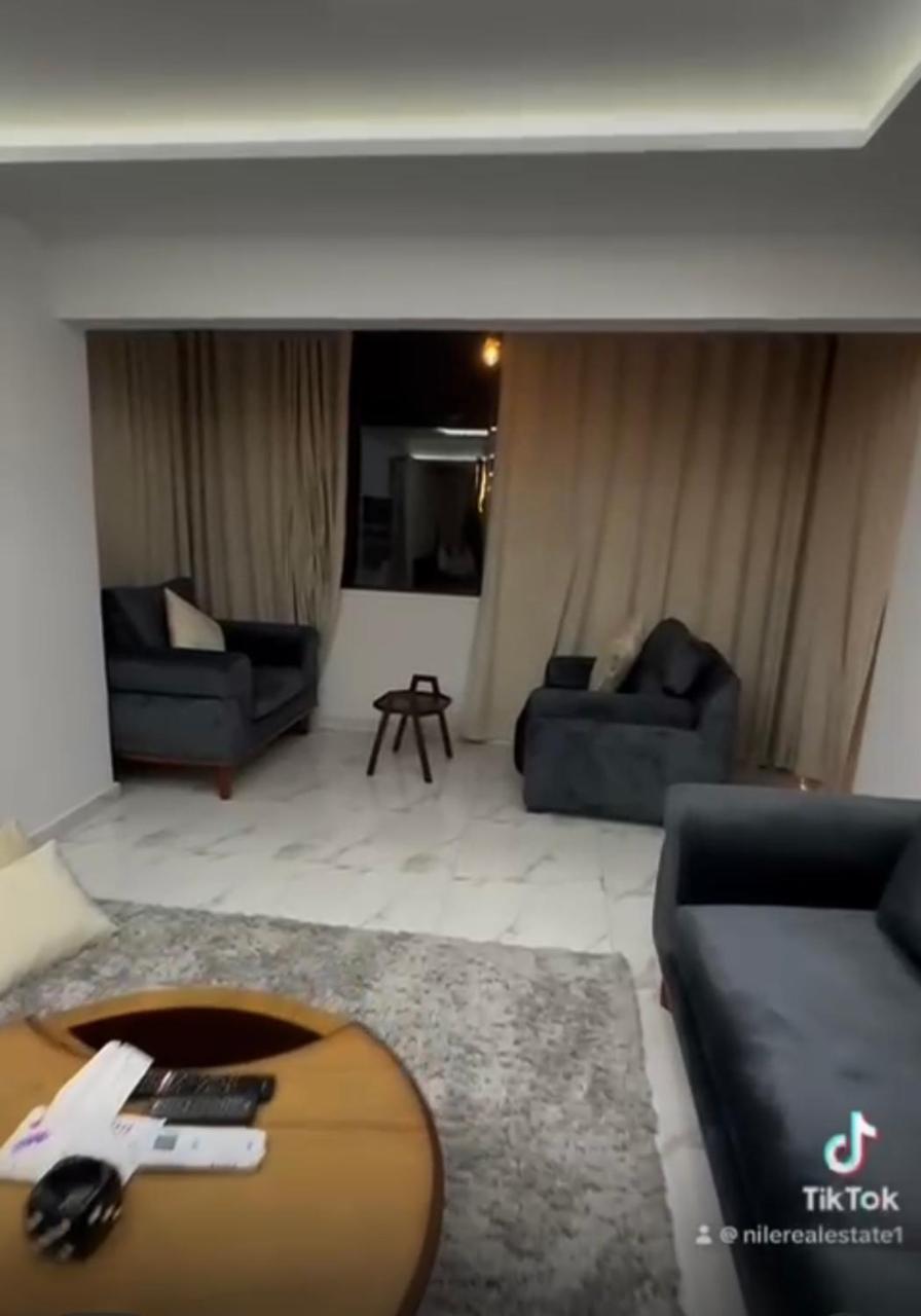 شقه مفروشه للإيجار كورنيش النيل المعادي صف إول عند البنك الاهلي 1