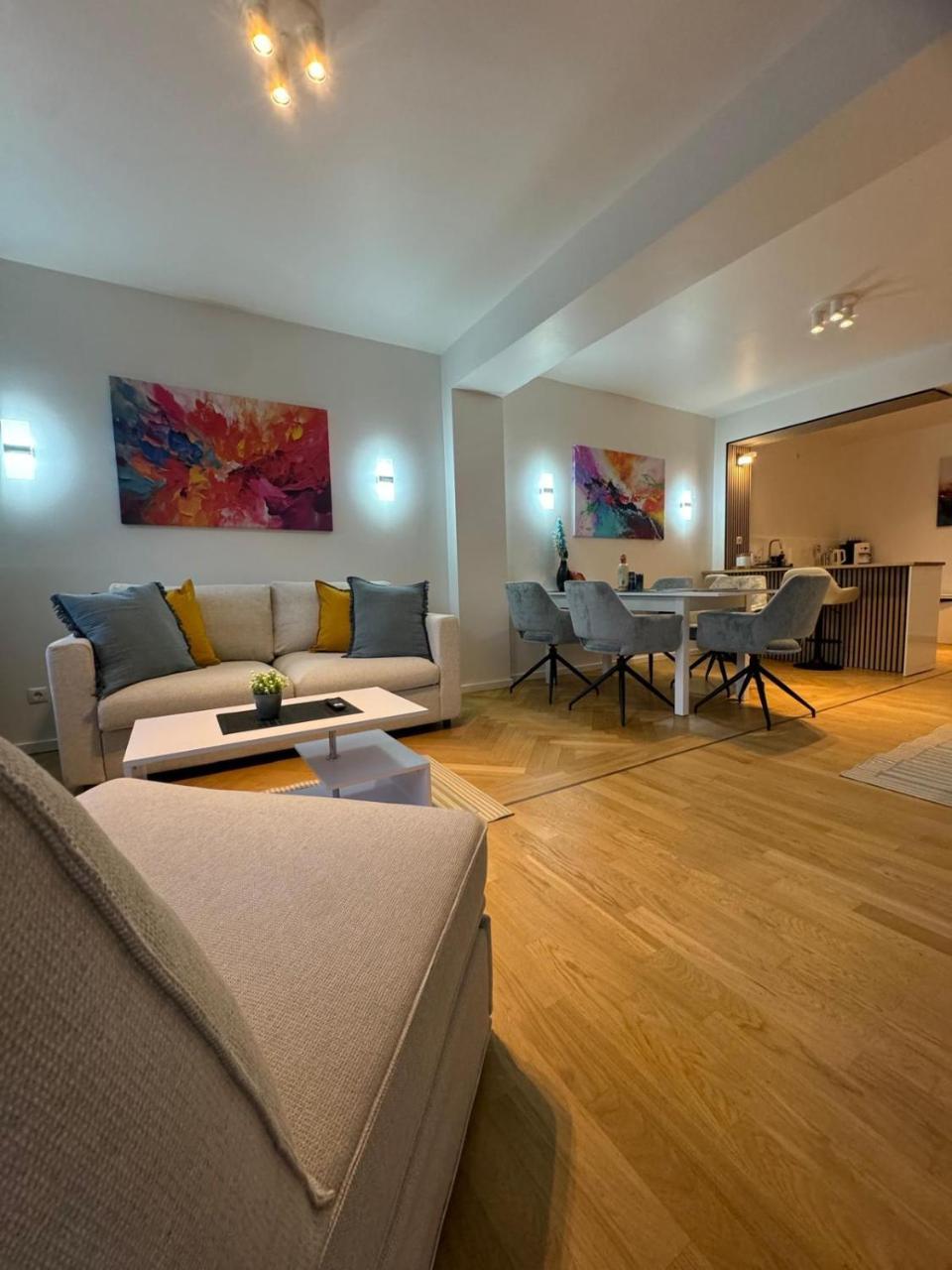 Munich Top Place Nahe Marienplatz Mit 2 Schlafzimmer 70 Qm Apartment Jennifer 2