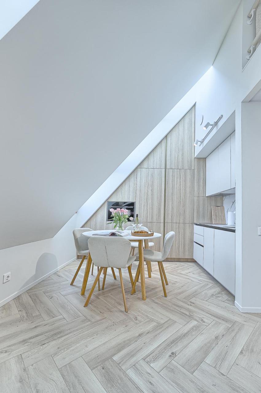 Amazing Apartments 2 X Free Parking X 24x7 1