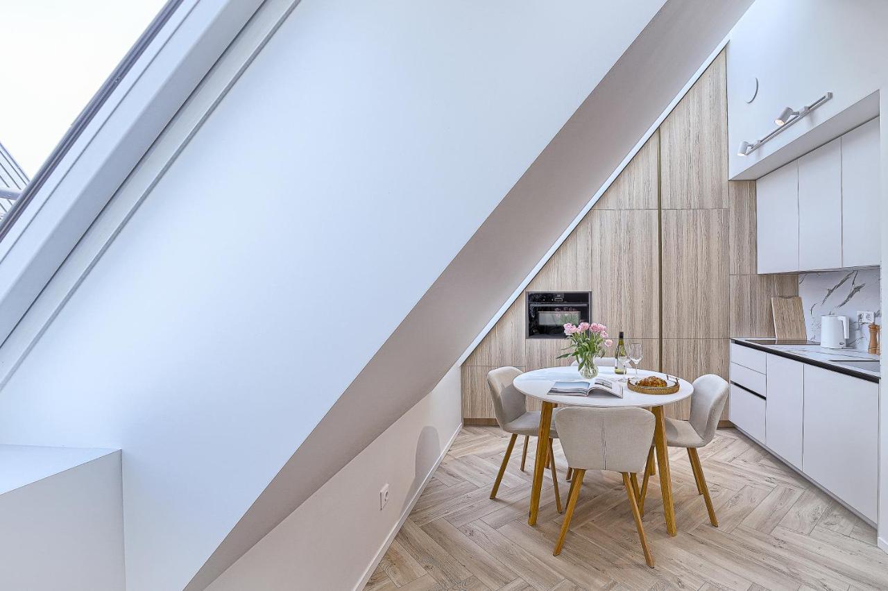 Amazing Apartments 2 X Free Parking X 24x7 2