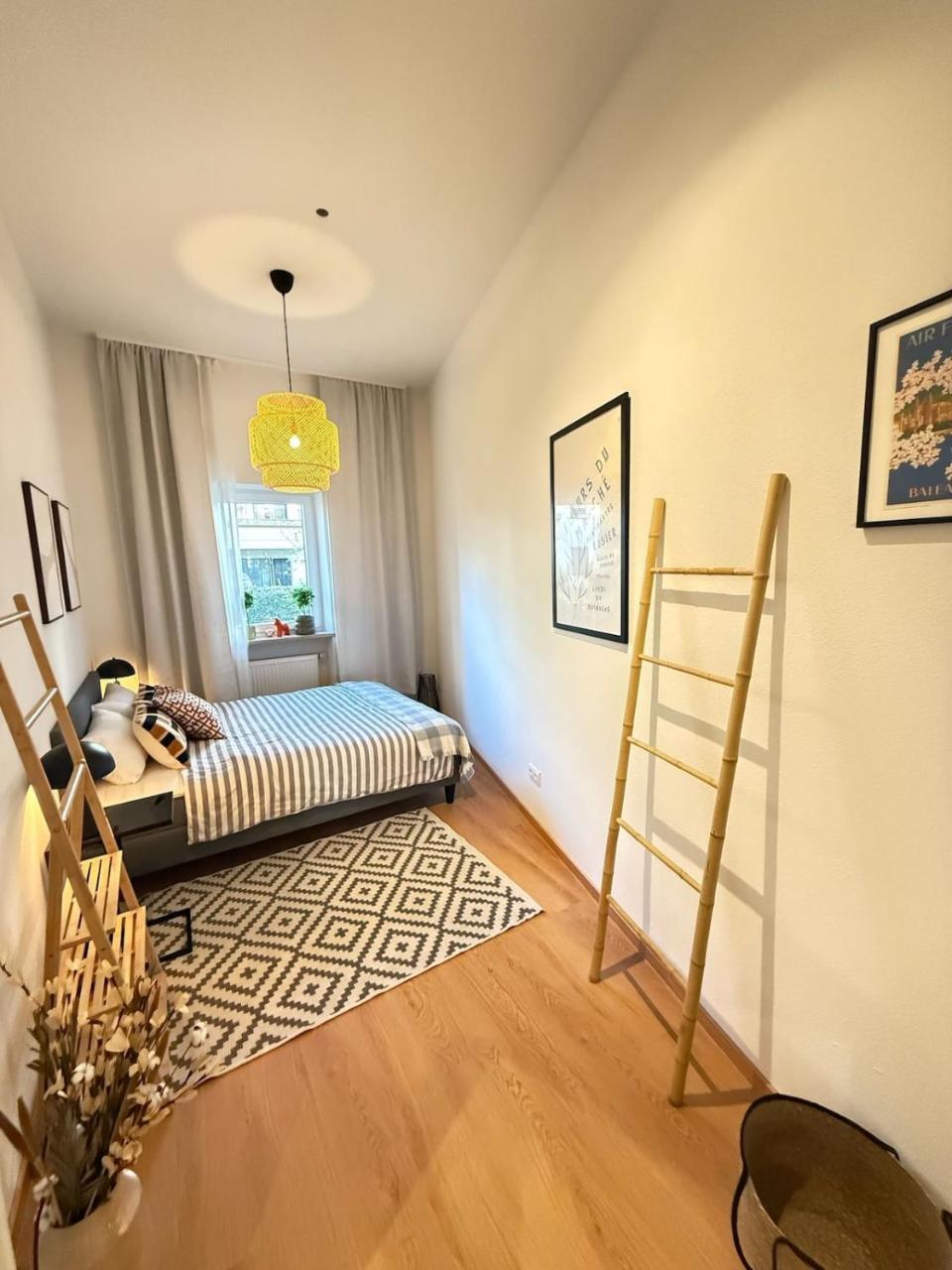 Beckhomes Munich, New, Central 2br Apartment with Terrace 2