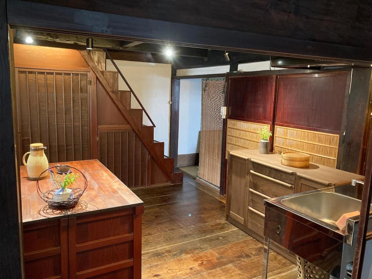Experience Japan From 200 Years Ago in a Historic Townhouse, 10 Minutes From Kanazawa Station, in a Traditionally Preserved District Size 300 Long-Term Welcome (Adults Only)