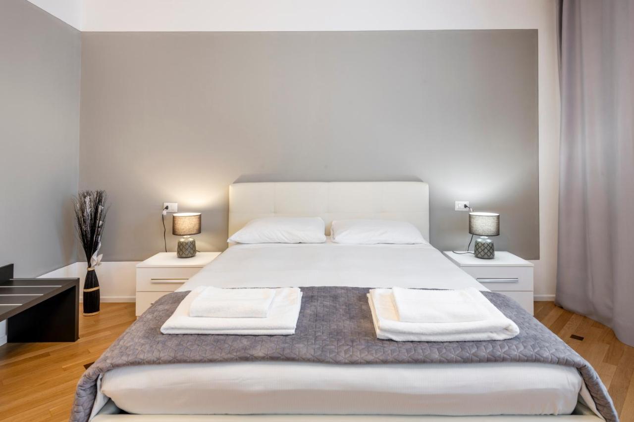 Milan Royal Suites - Centro Duomo 1