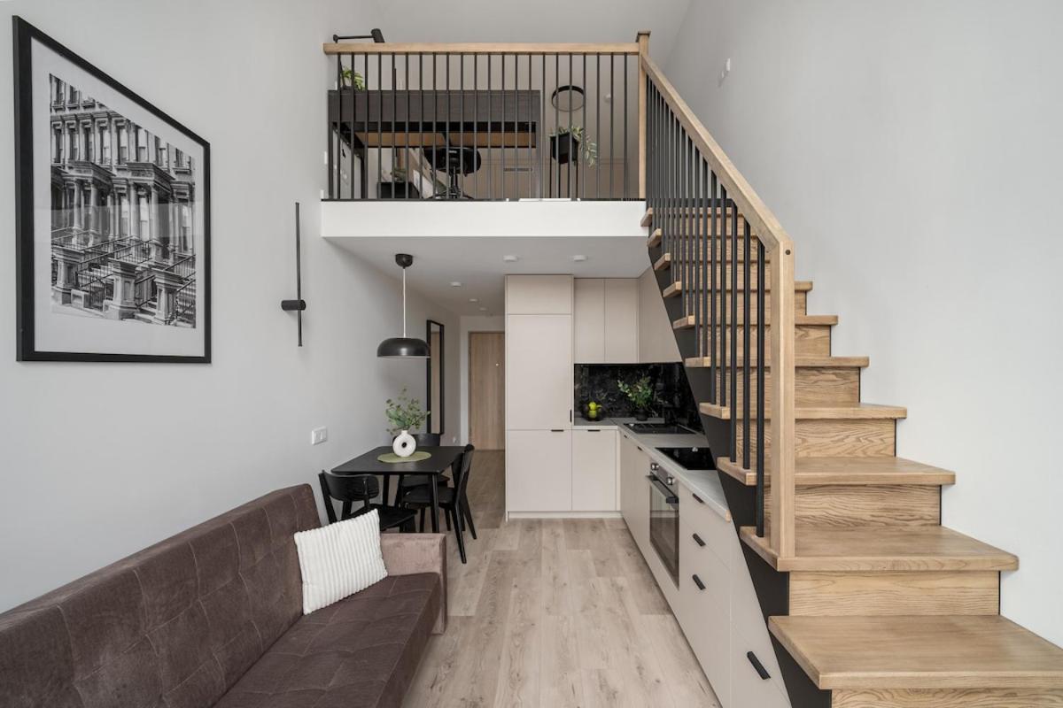 Loft 61 with Free Parking