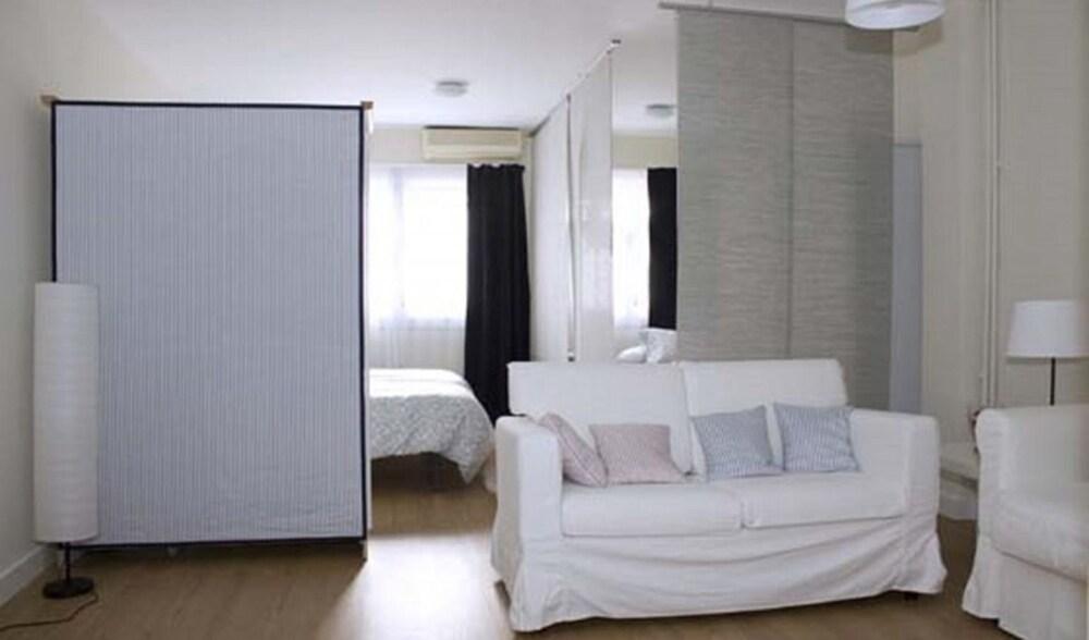 Barcelonaforrent Sagrada Familia Barcelona Deluxe 1