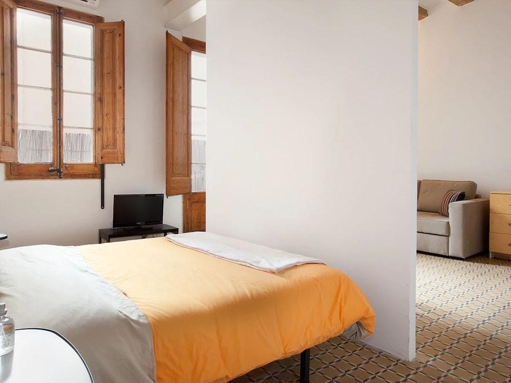 Sant Antoni Market 2