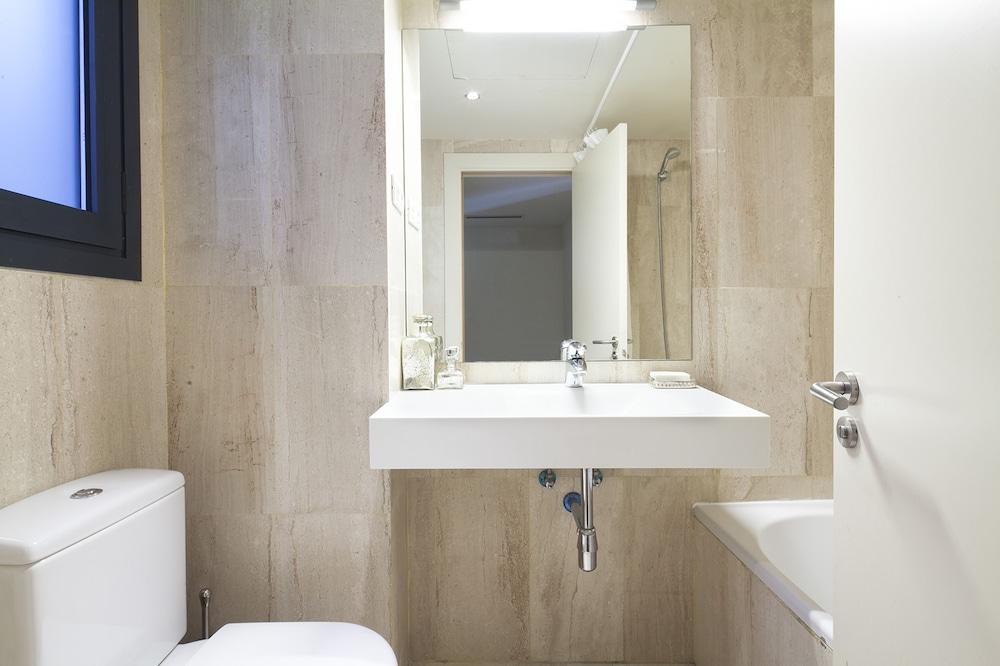 My Space Barcelona Private Pool Garden