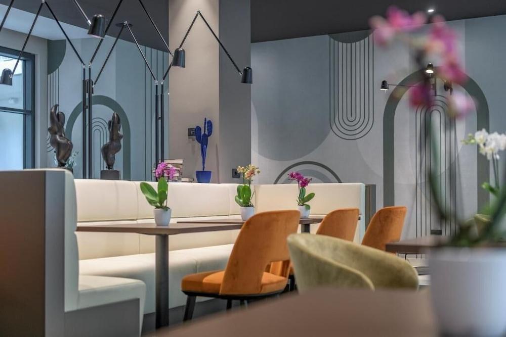 Hotiday Room Collection - Milano Cinque Giornate 2