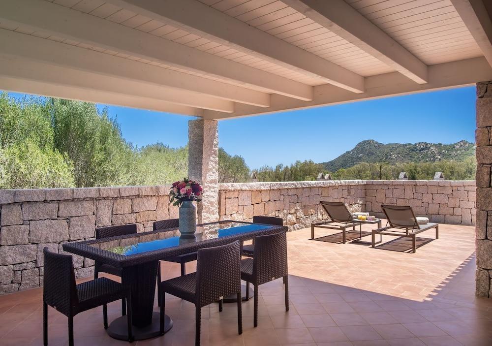 Cala Sinzias Resort 2