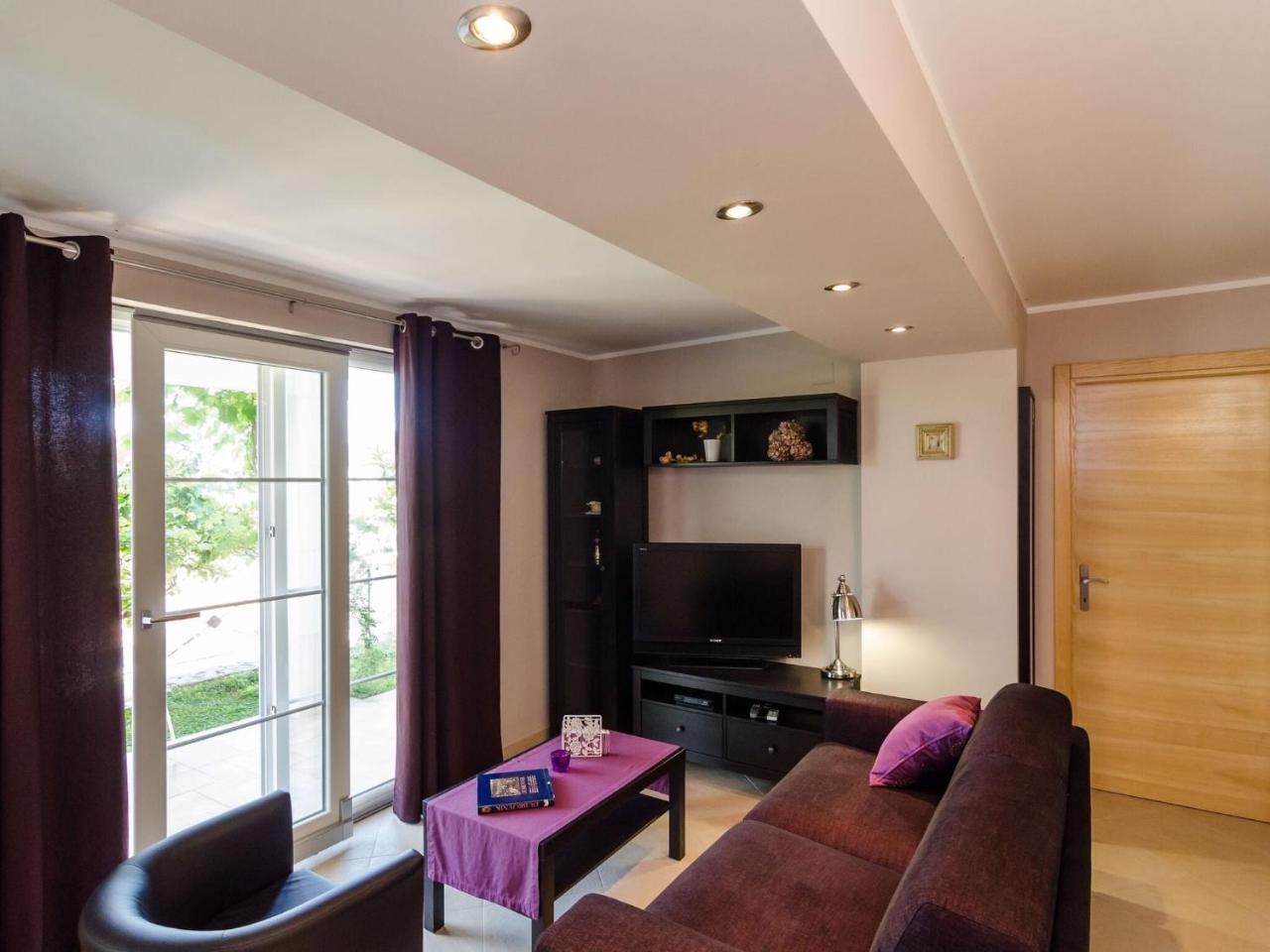 Apartments Gaura - Comfort One-Bedroom Apartment with Terrace 2