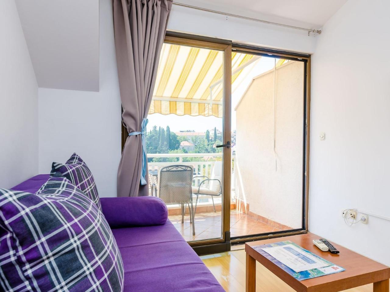 Apartments Princ Hrvoje- Studio with Balcony 1