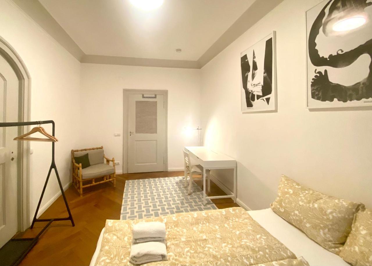 Zimmer in Der Maxvorstadt Mit Gemeinschaftsbad 1