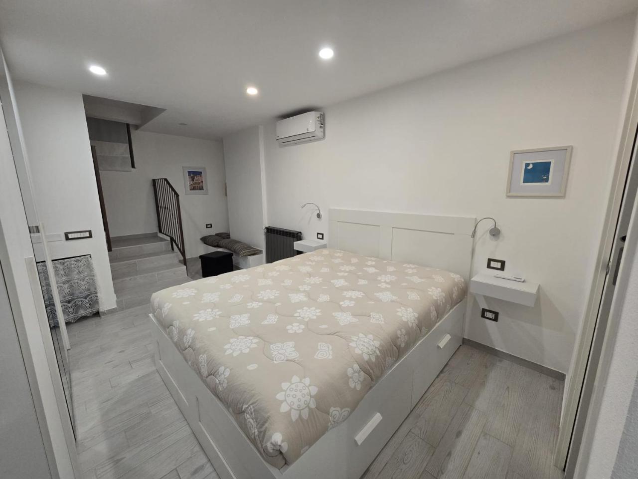 Suite Nel Centro Storico di Cagliari 1