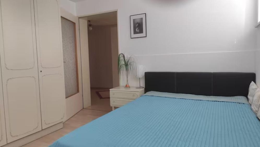 Lamonte (Adults Only)