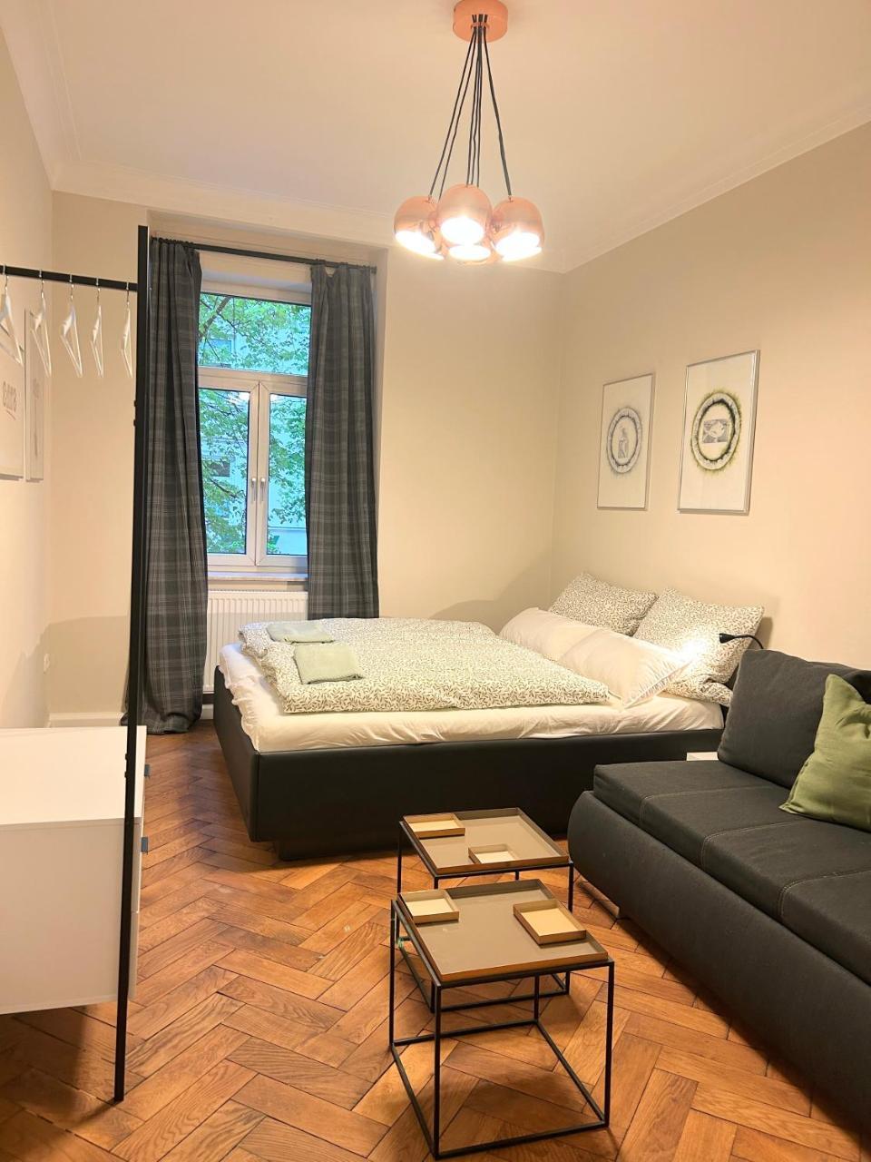 Hello Kunstlerflair 1