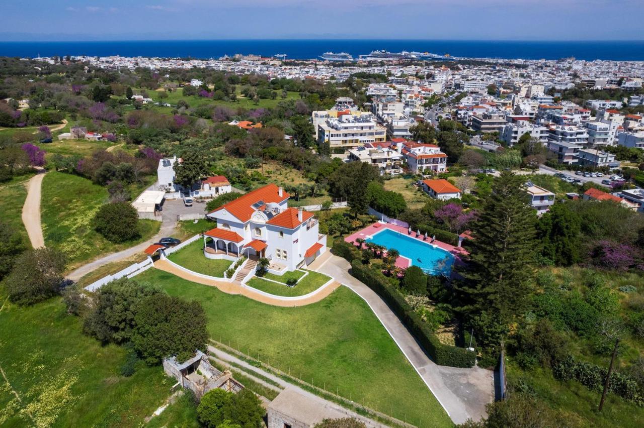 Diamanti Villa Prime Location