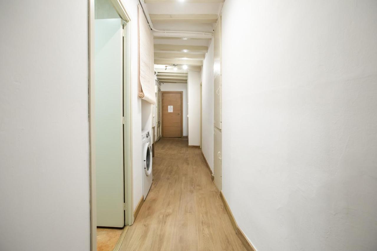 P2esc1103- Apartment Barrio Gotico 2