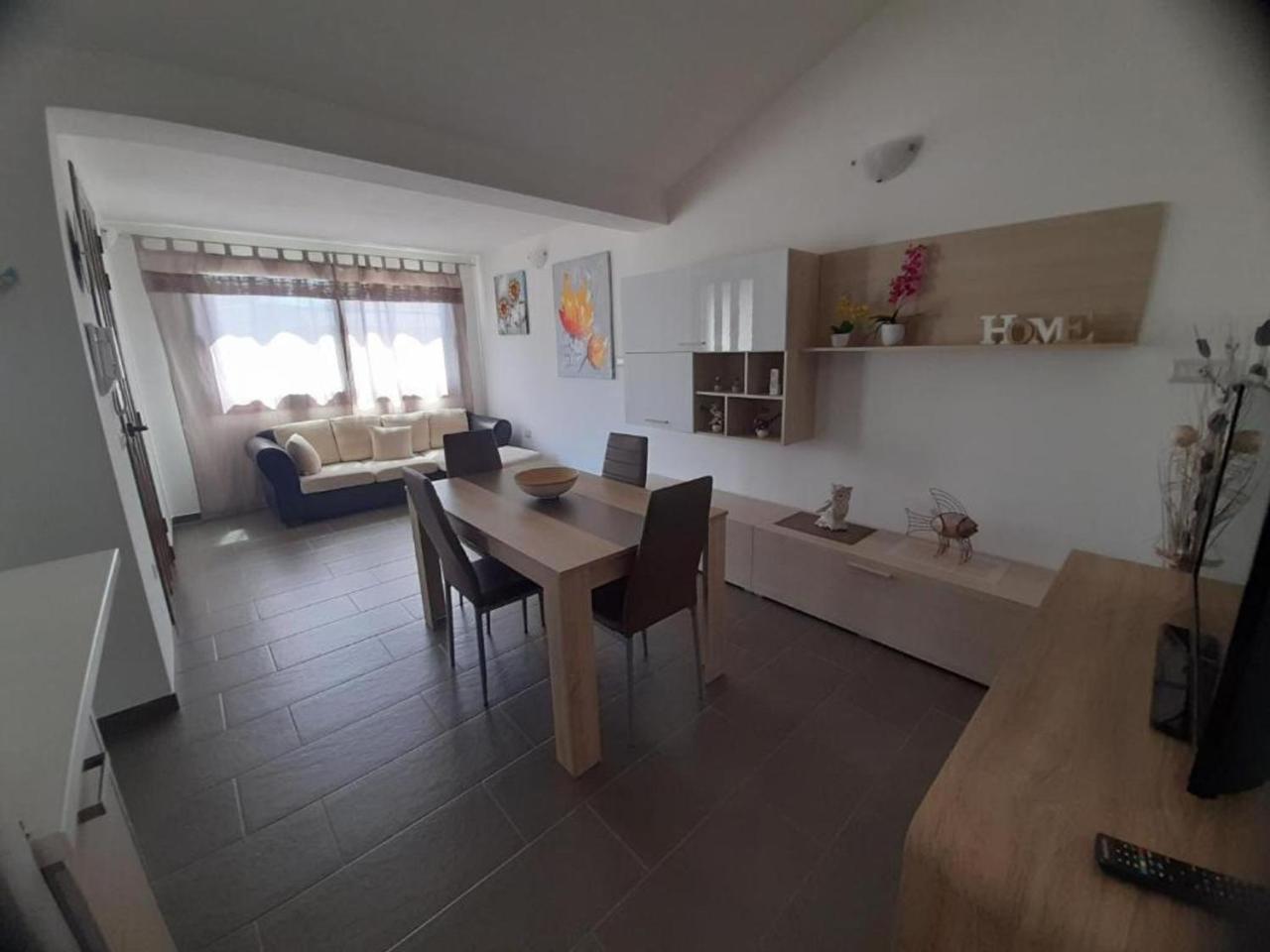 Beautiful 2 Bedroom Vacation Home 1