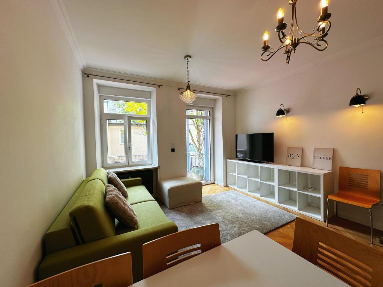 City Center Balcony Apartment 1