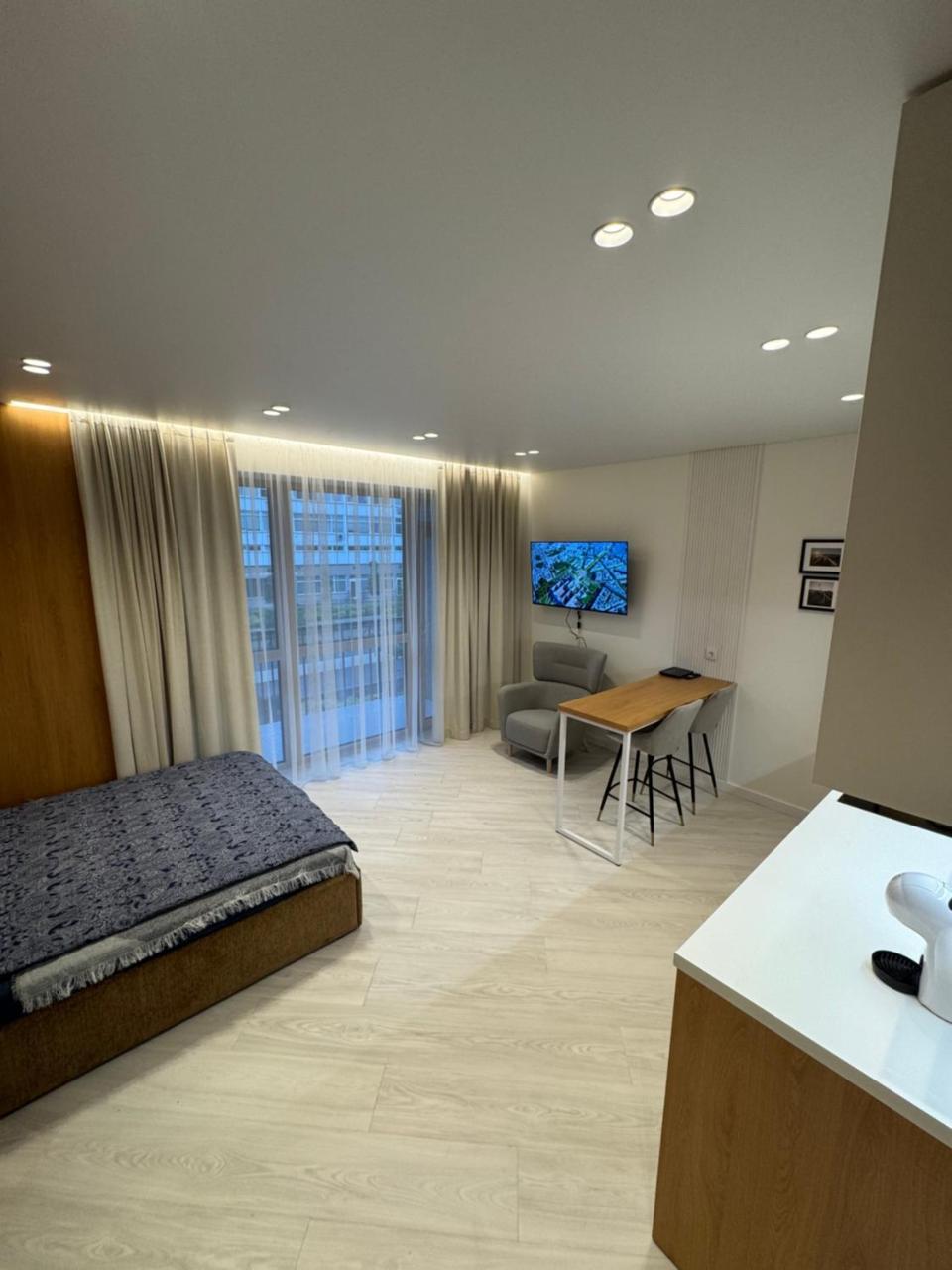 V4 Europa New Apartment 2