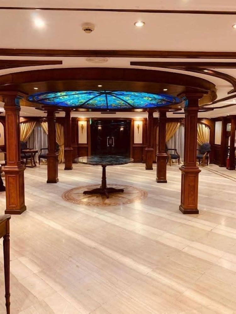 Nile Cruise Prince Omar 2