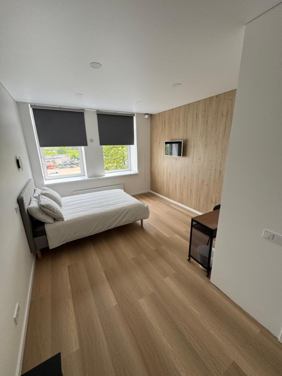 10 New Airport Apartment 1