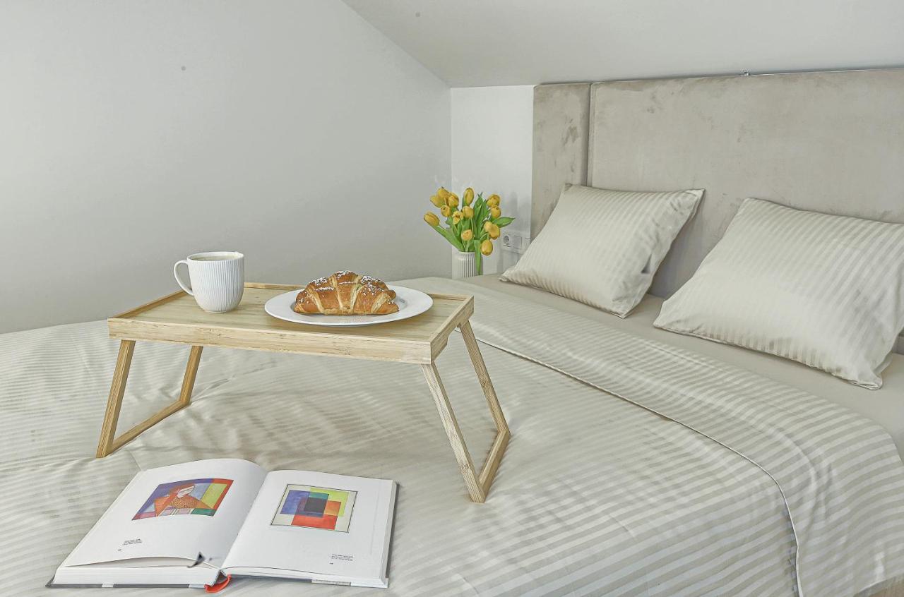 Premium Apartment X Free Parking X 24x7