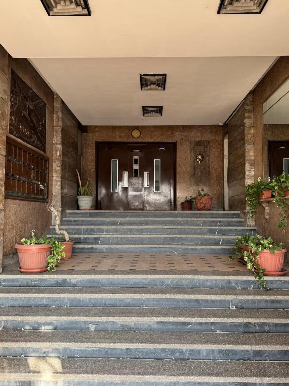 Stylish 3br Apartment with Stunning Nile View