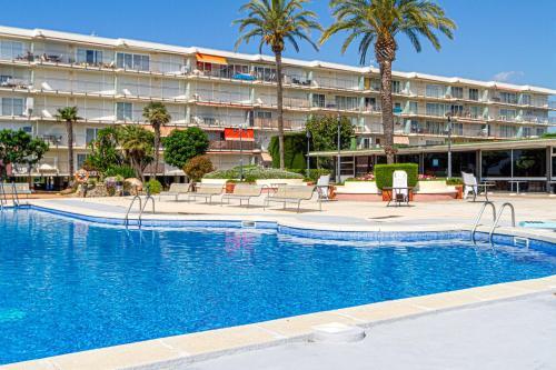 Residencial Costamar Next Bcn, 50m Beach with Swimming Pool 2