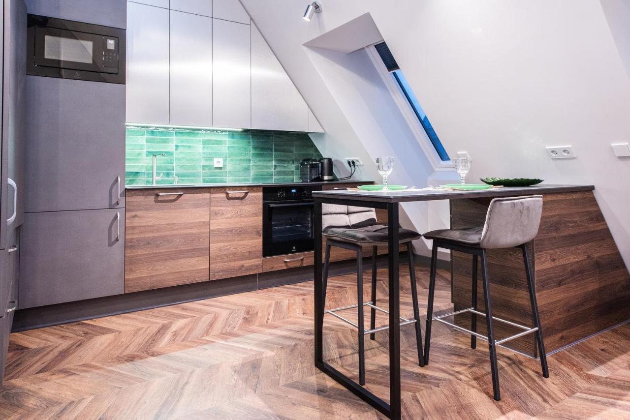 Modern I Penthouse Apt W - AC I Cohost 2