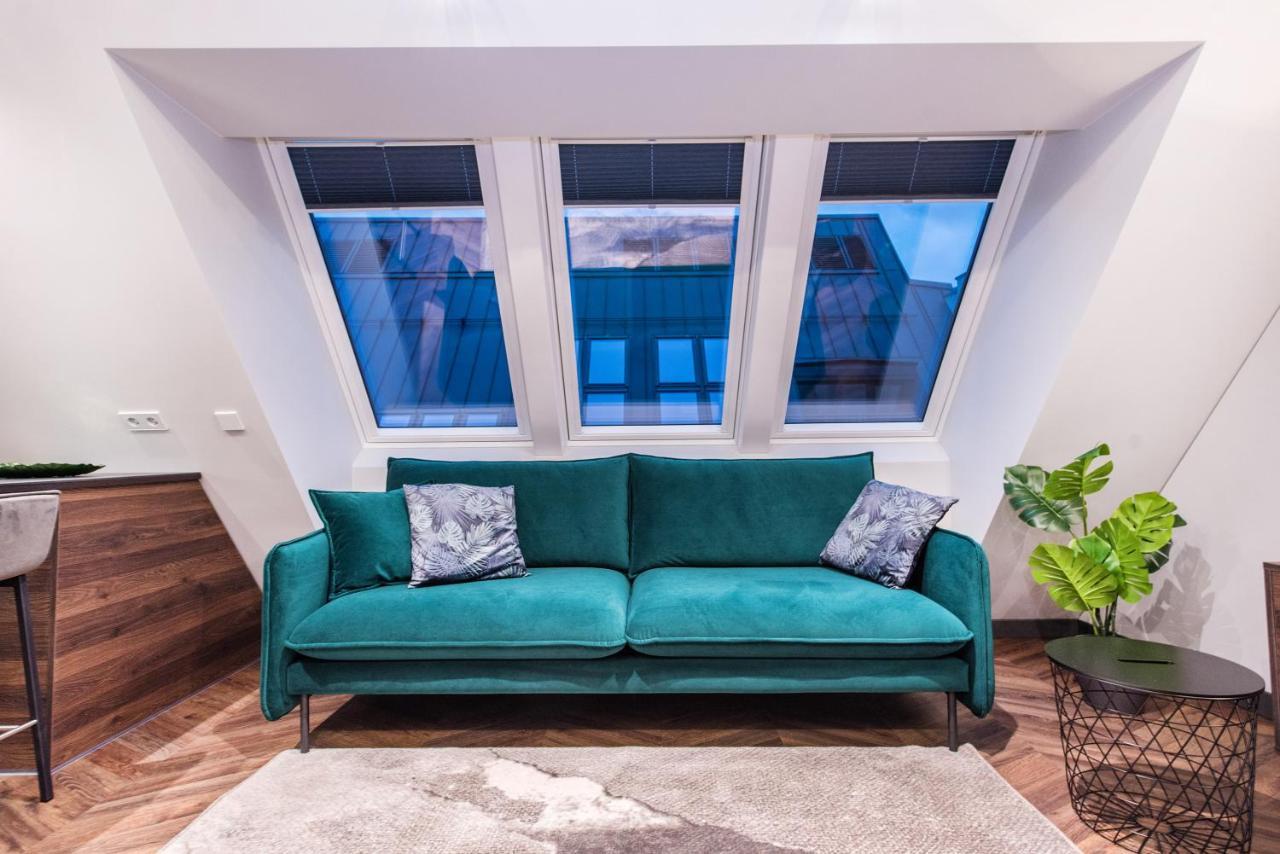 Modern I Penthouse Apt W - AC I Cohost 1