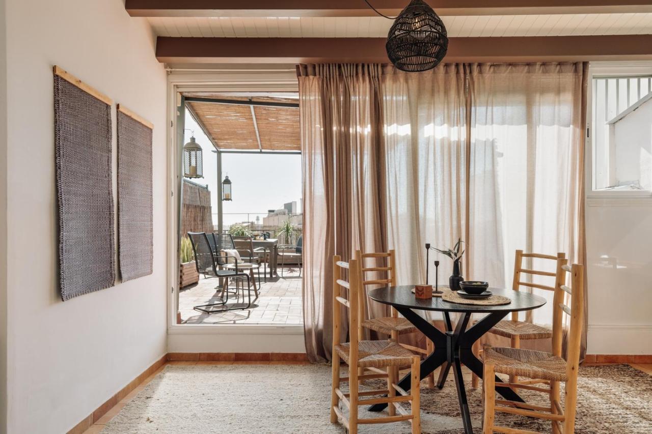 Finnt - 1 Bedroom And Terrace in Eixample Dreta 2