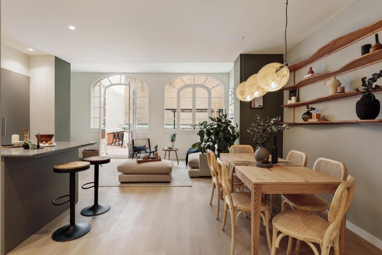 Peten - 3 Bedrooms, Terrace And Balcony in Gracia 1