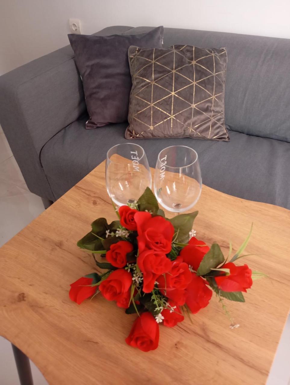 By the Sea Apartments (Adults Only) 2