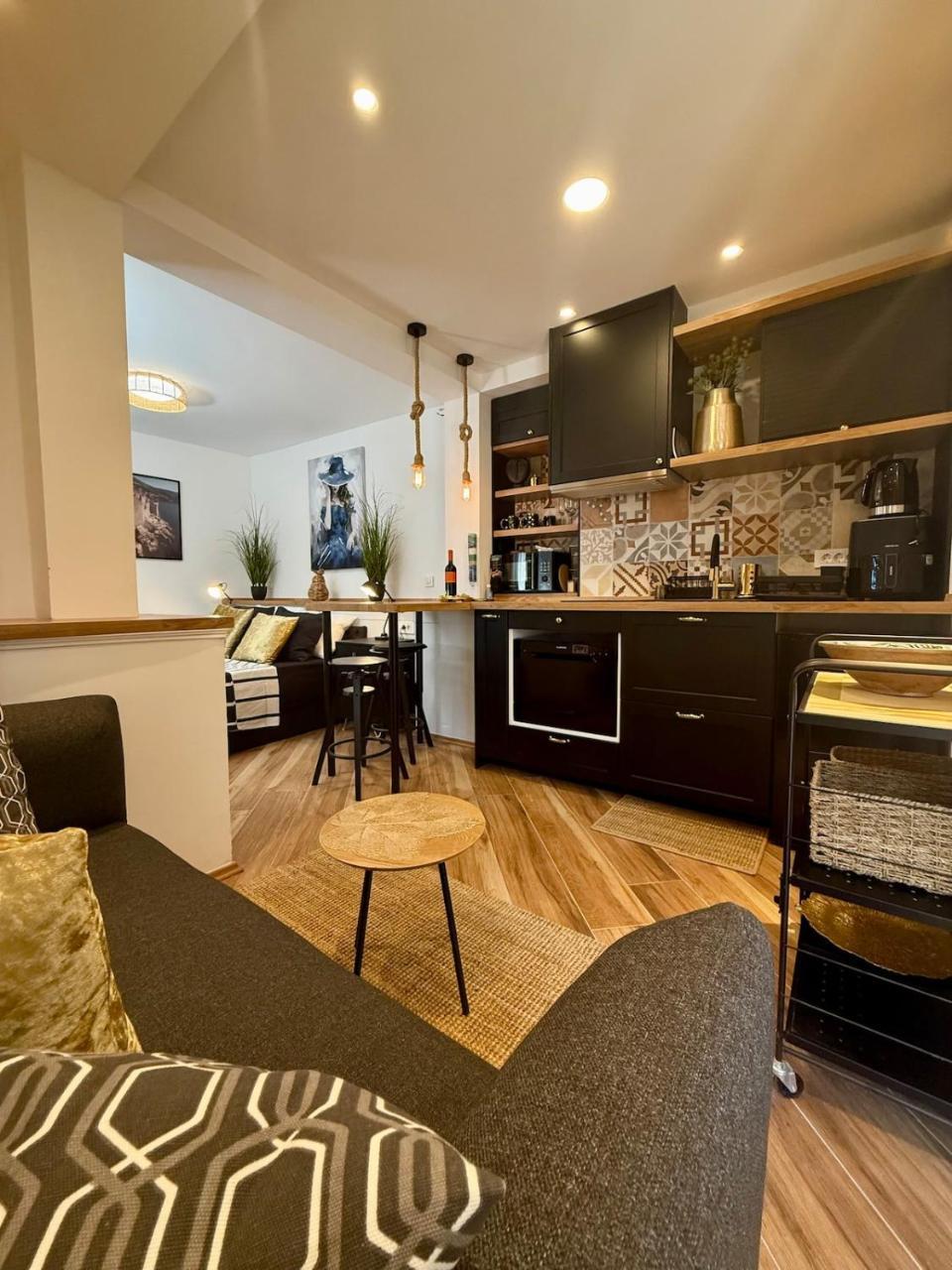 Marghareta #1# Top Location 1