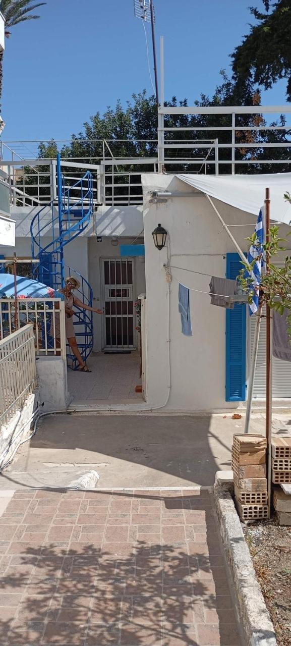 Giannis Valeria (Adults Only) 1