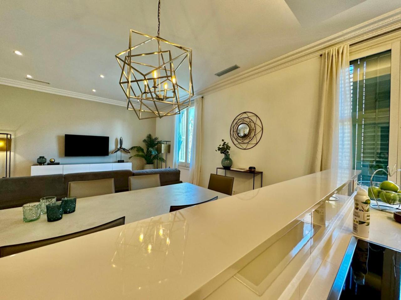 Modern Elegance by Myrentalhost 1