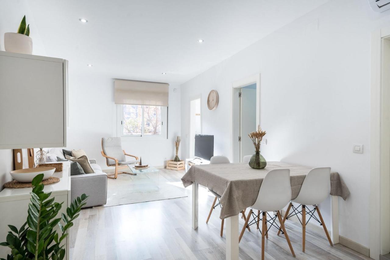 The Essence of Barcelona Next To Sagrada Familia 2