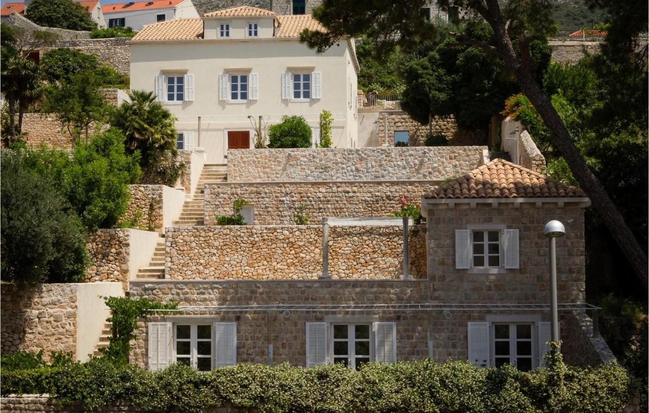 Villa Paxos Palace Orti 1