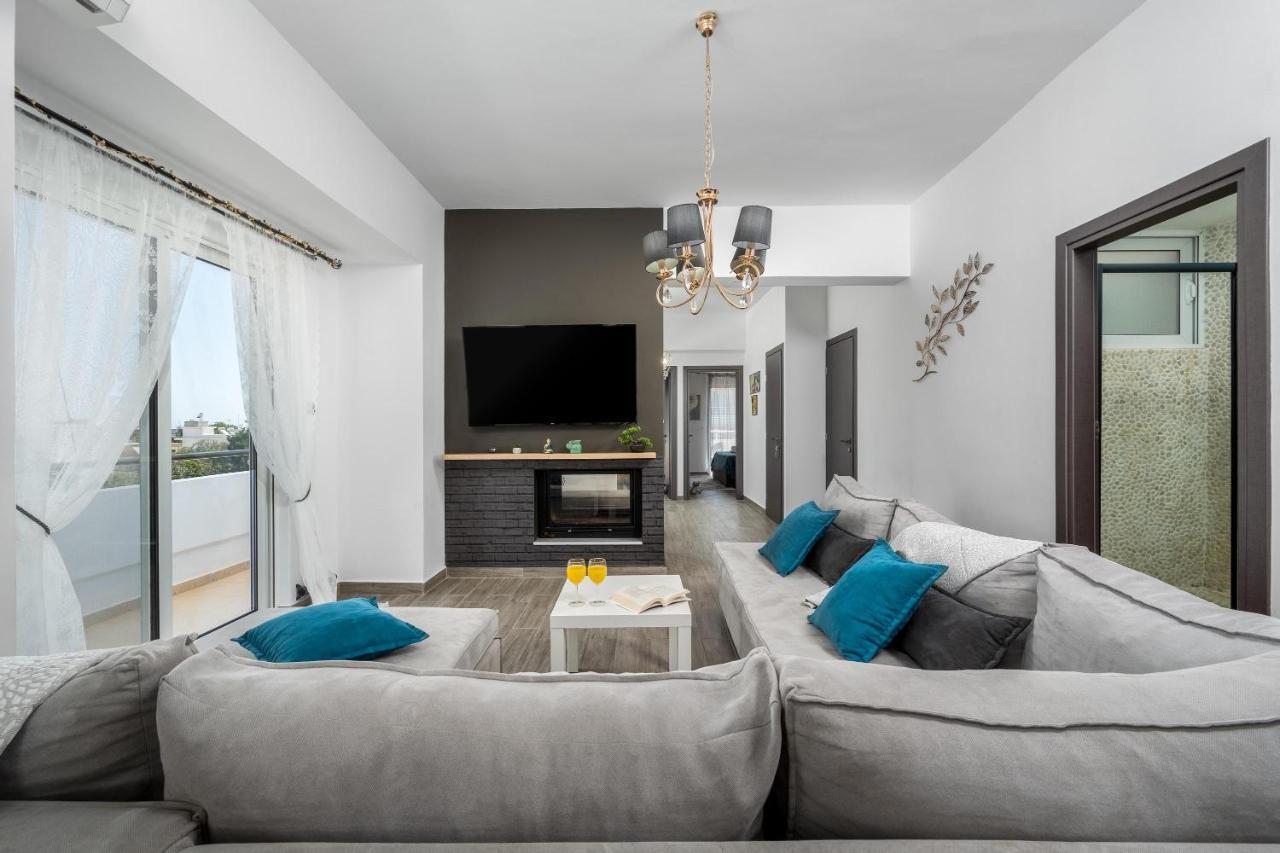 Emerald City Apartment