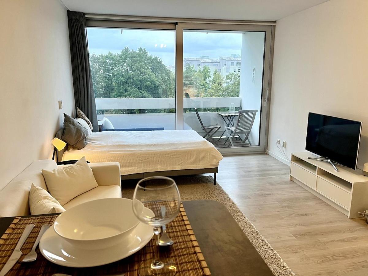 Chic Apartment - Rooftop Pool & Alps View (Adults Only)